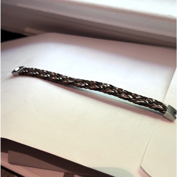 🧩 Fossil Tri-Colour Braided Leather Bracelet – Edgy & Effortlessly Cool 🖤✨ - Picture 9 of 16